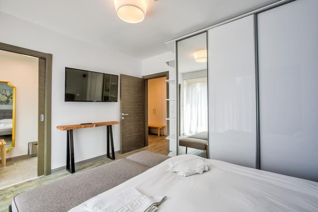 Splendor 3 Bedroom Flat In Silver Mountain Poiana Brasov Exteriör bild