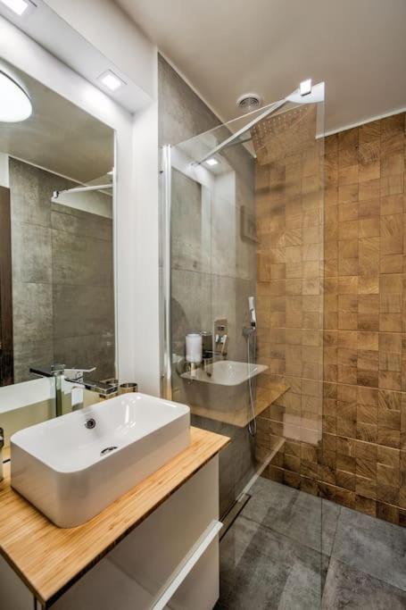 Splendor 3 Bedroom Flat In Silver Mountain Poiana Brasov Exteriör bild